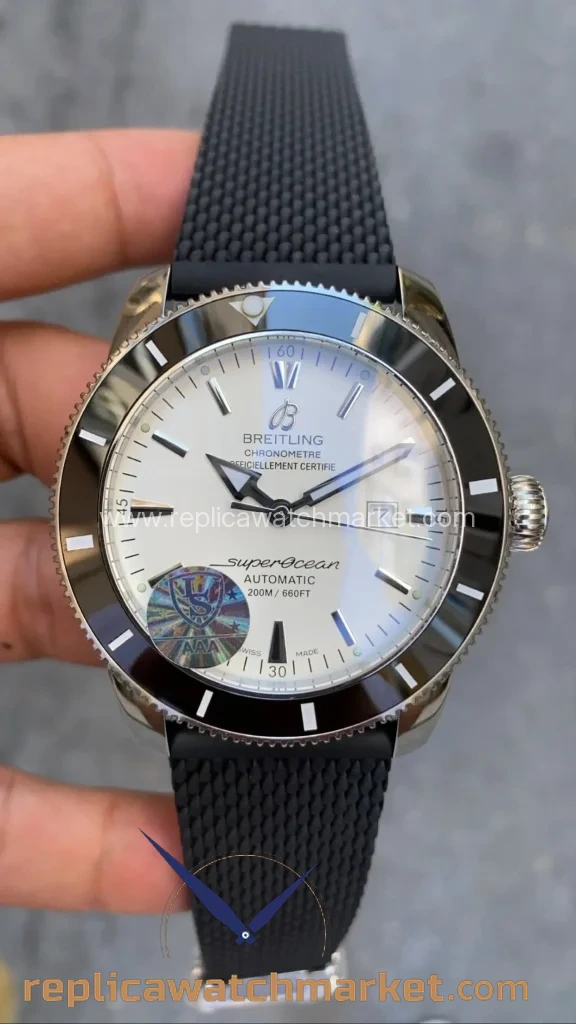 Replica Breitling Superocean Heritage B20 Automatic — White Dial Rubber Band — product view 1