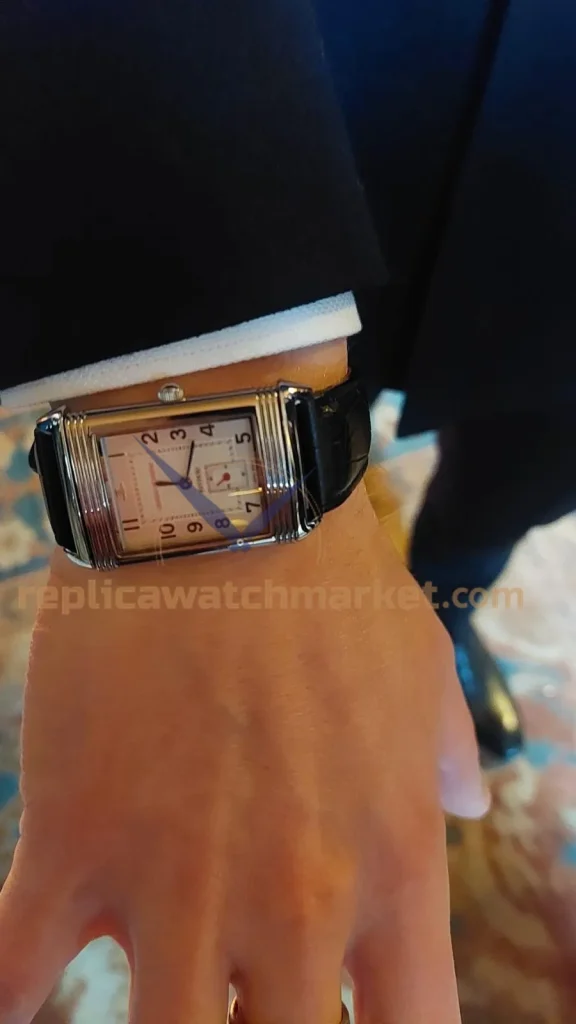 Real-world wristwatch usage in a professional production environment 9